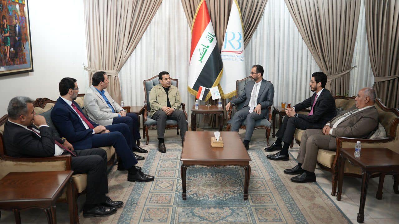 The National Security Advisor visits the Rewaq Center in Baghdad.