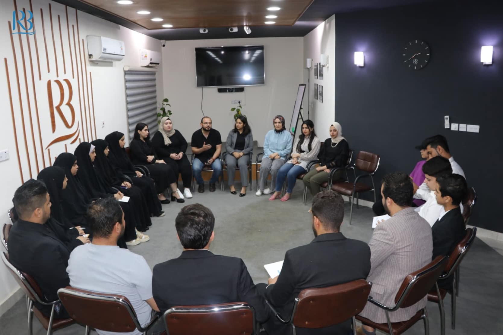 the training workshop held by Rewaq Baghdad Center for Public Policy was concluded for members and cadres of the “Think Center for Leadership Development,”