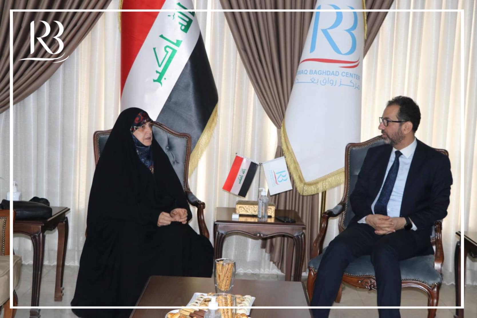 Meeting of the head of the Baghdad Center for Public Policy, Mr. Abbas Al-Anbouri, with former MP Hanaa Turki Al-Taie during her recent visit to the center.