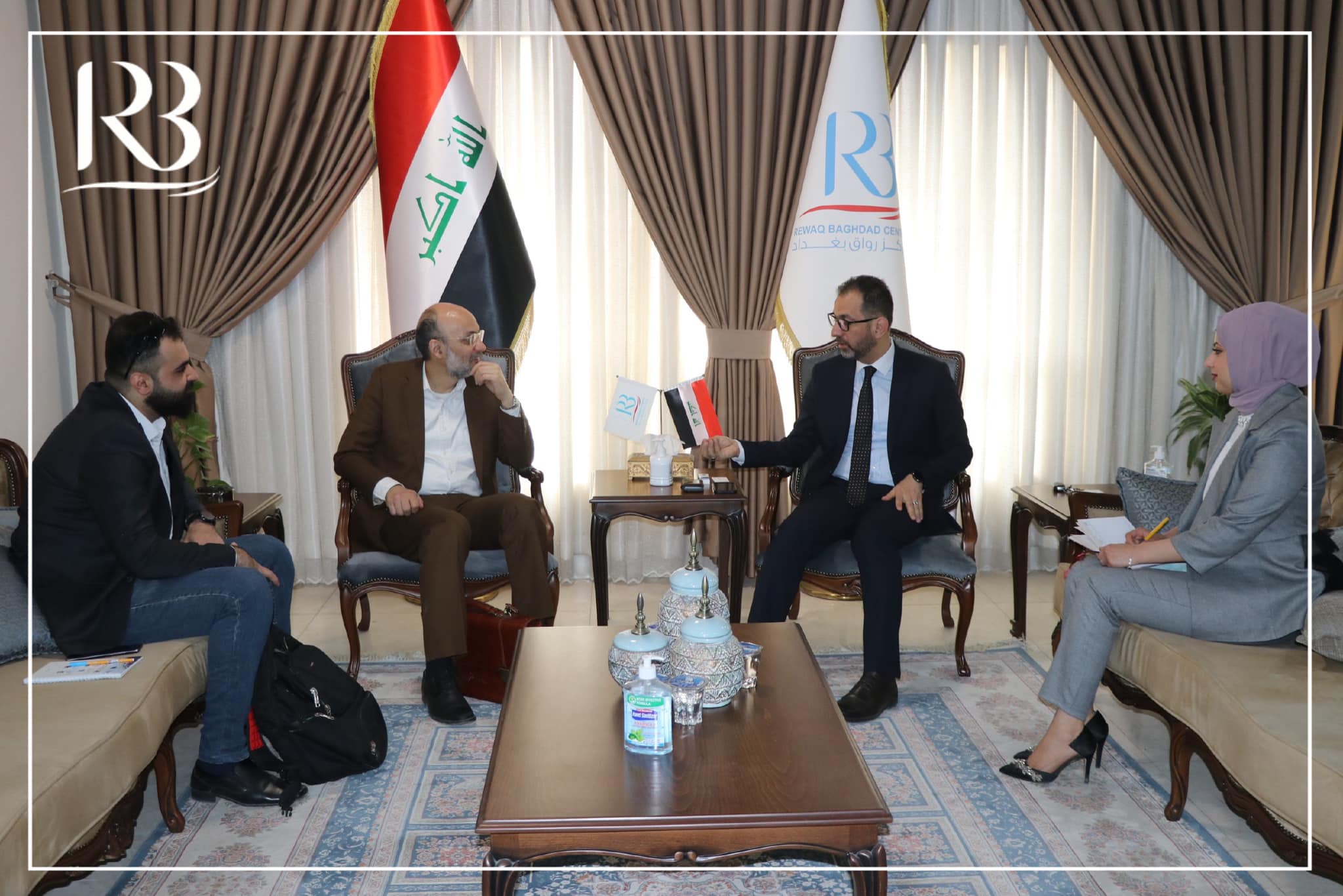 The head of Rewaq Baghdad Center for Public Policy, Mr. Abbas Al-Anbouri, received members of the United Nations International Labor Organization