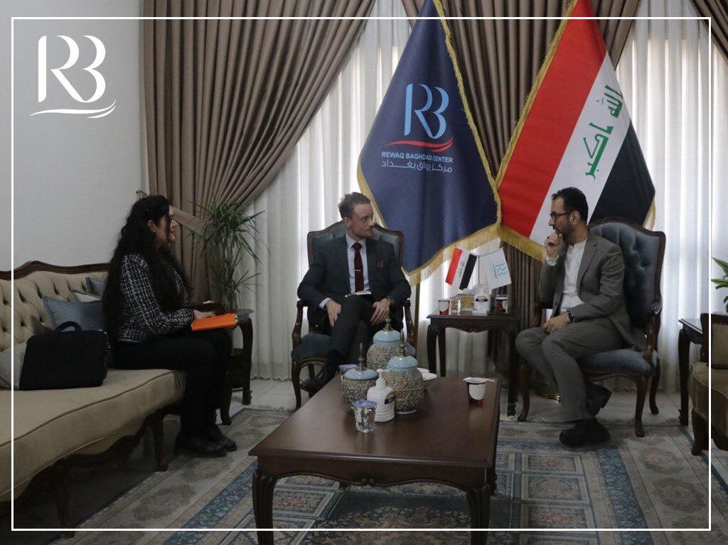 Members of the language training company (CLIC.Learning) visited Rewaq Baghdad Center, where it was agreed in principle to hold courses in different languages within the center soon.