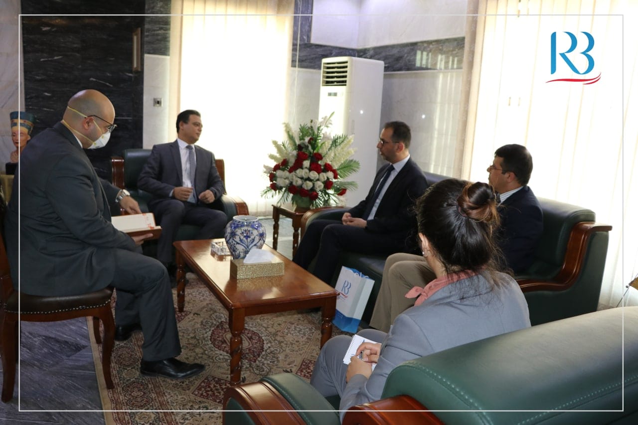 The head of Rewaq Baghdad Center for Public Policy, Mr. Abbas Al-Anbouri, made a visit to the Embassy of the Arab Republic of Egypt